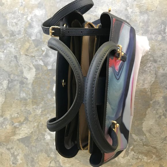 *SOLD* Calvin Klein Handbag, Blue/Multicolor - Picture 6 of 7